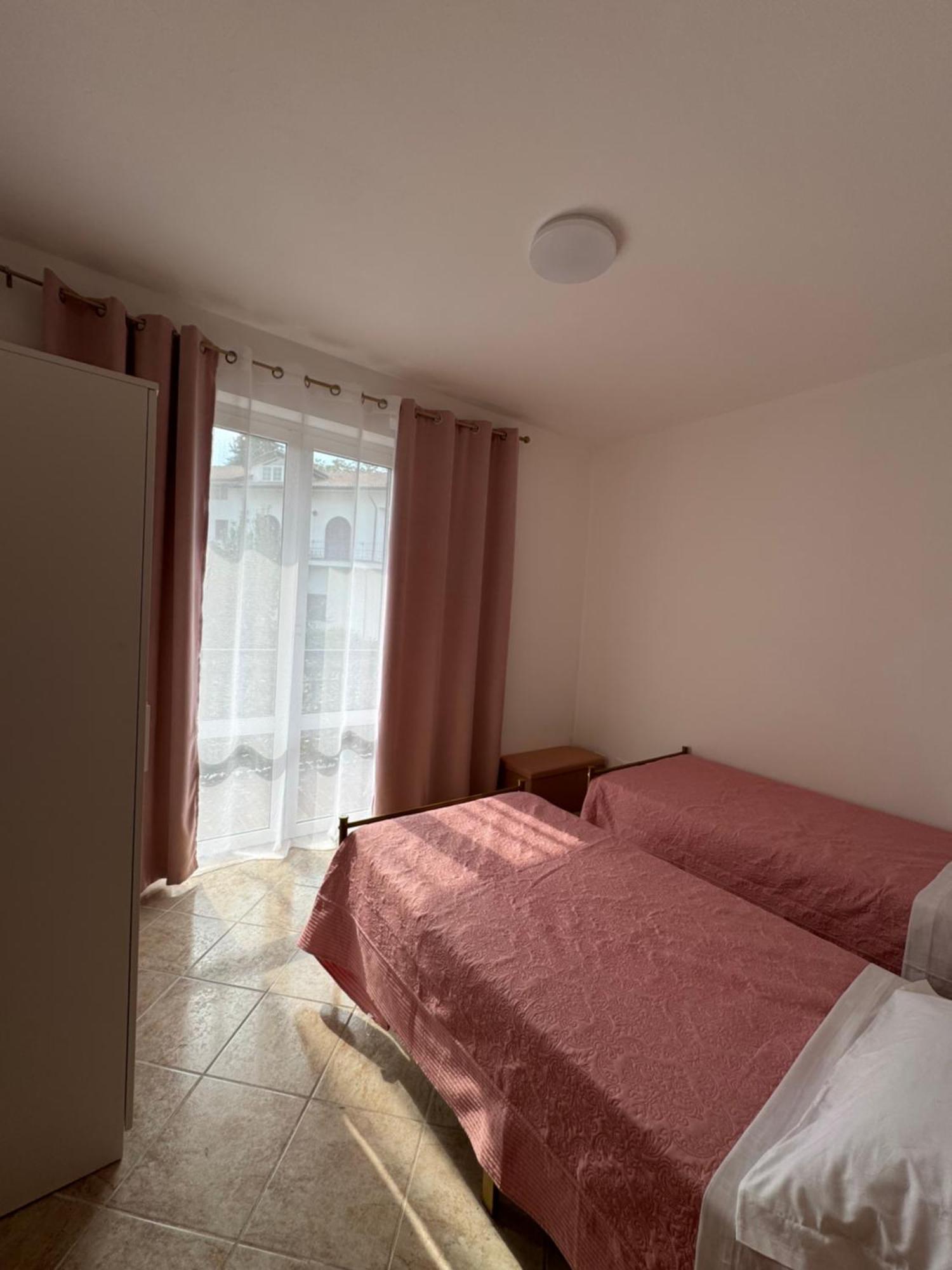 Serravalle Shop&Stay Serravalle Scrivia Exteriör bild