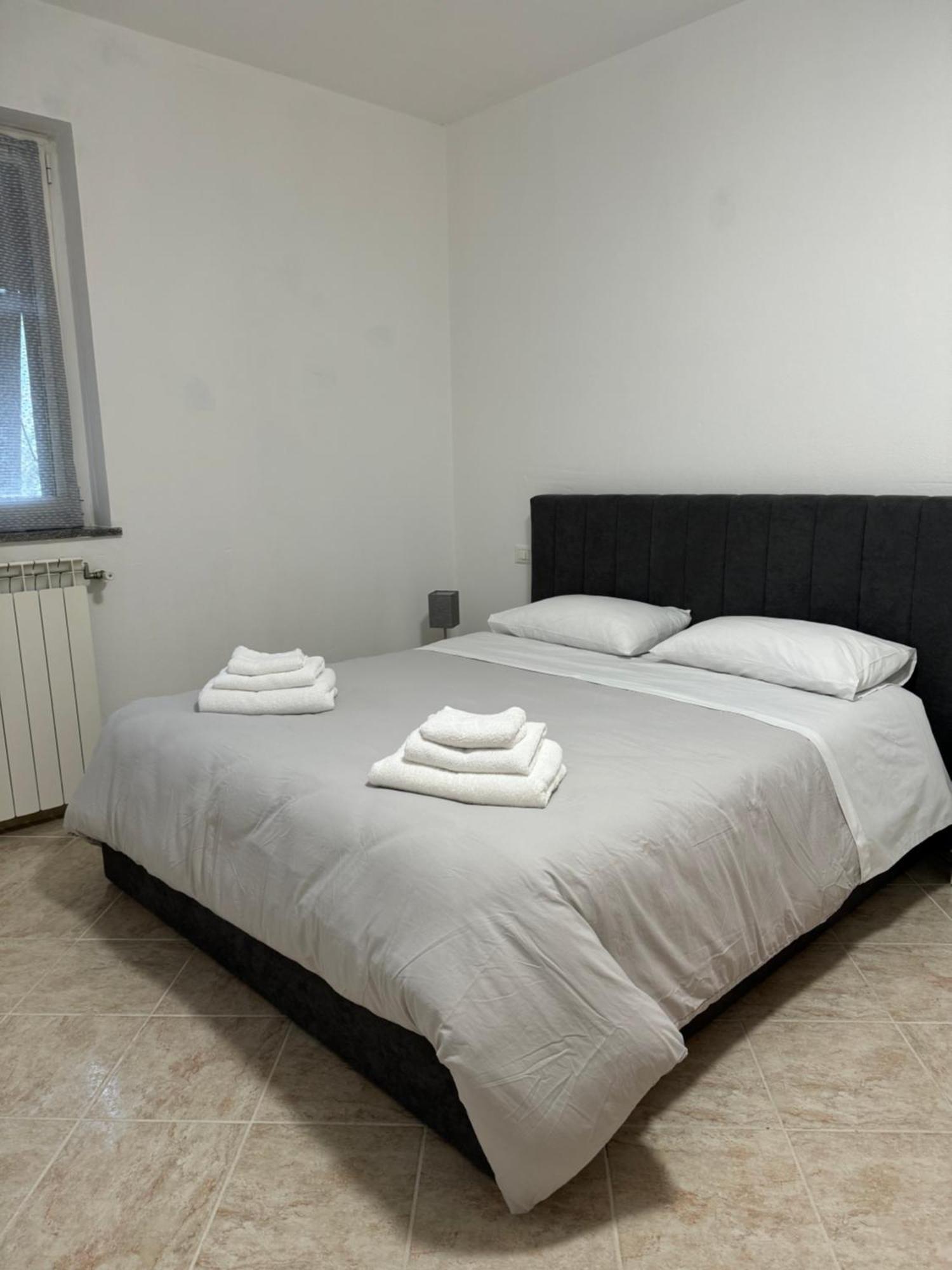 Serravalle Shop&Stay Serravalle Scrivia Exteriör bild